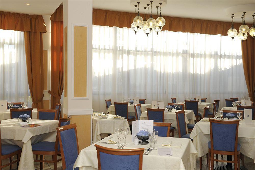 Grand Hotel Forte dei Marmi Bagian luar foto