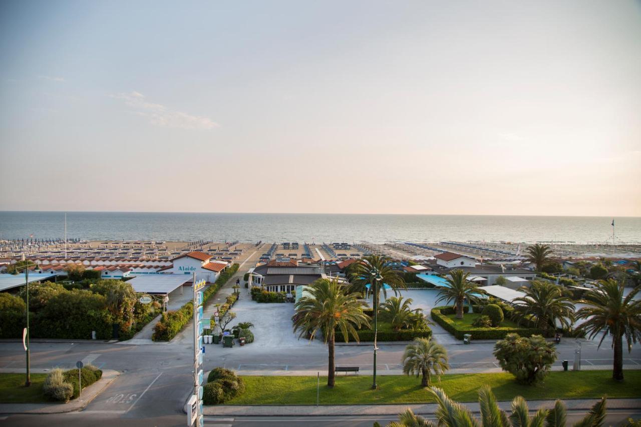 Grand Hotel Forte dei Marmi Bagian luar foto